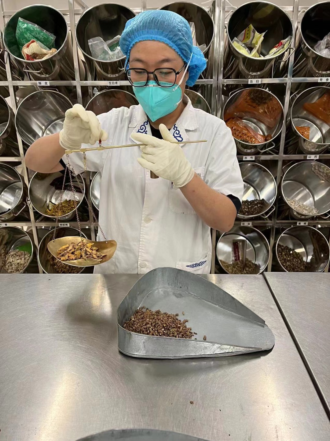 1676602405693328.jpg 640 (3).jpg